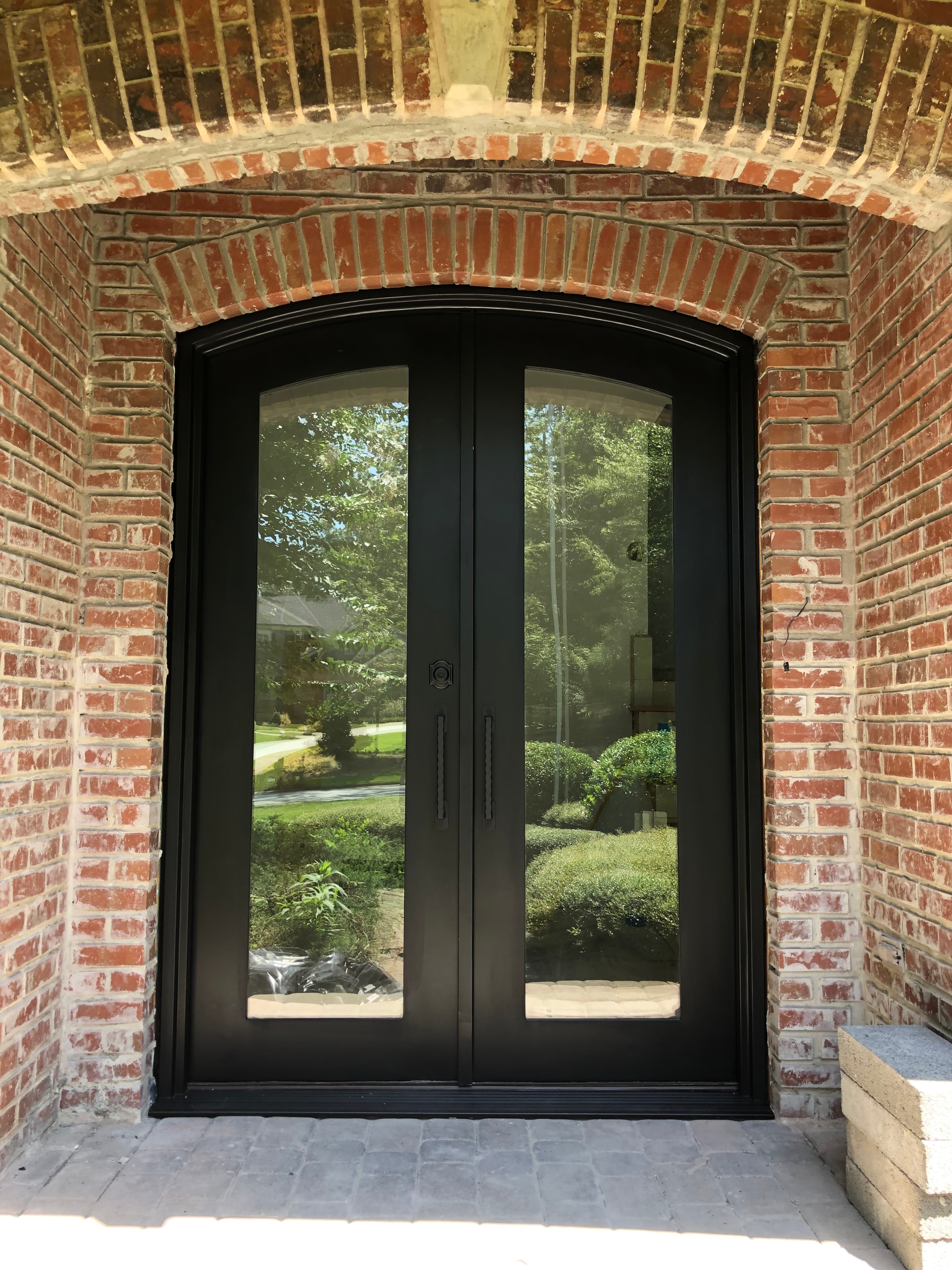 Curved Arch Entry