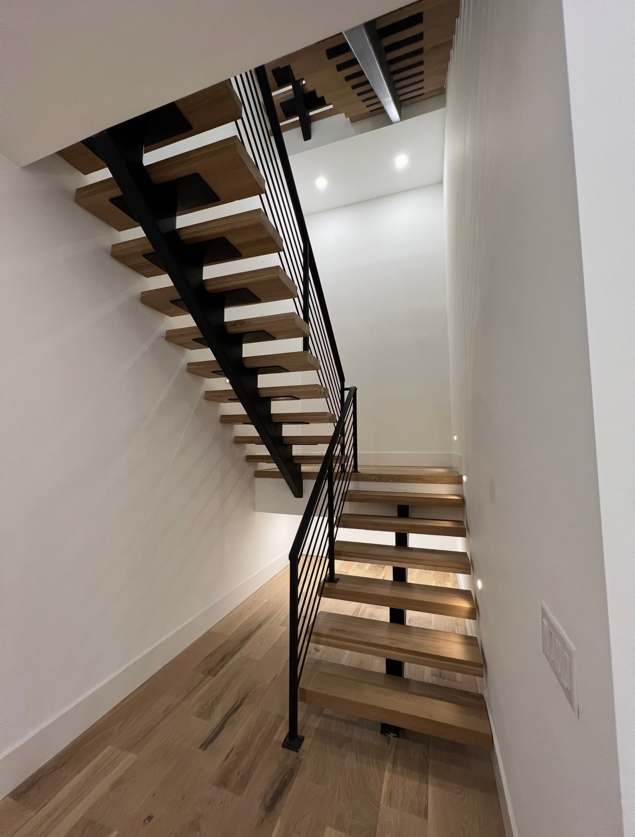 Floating Wood & Steel Staircase