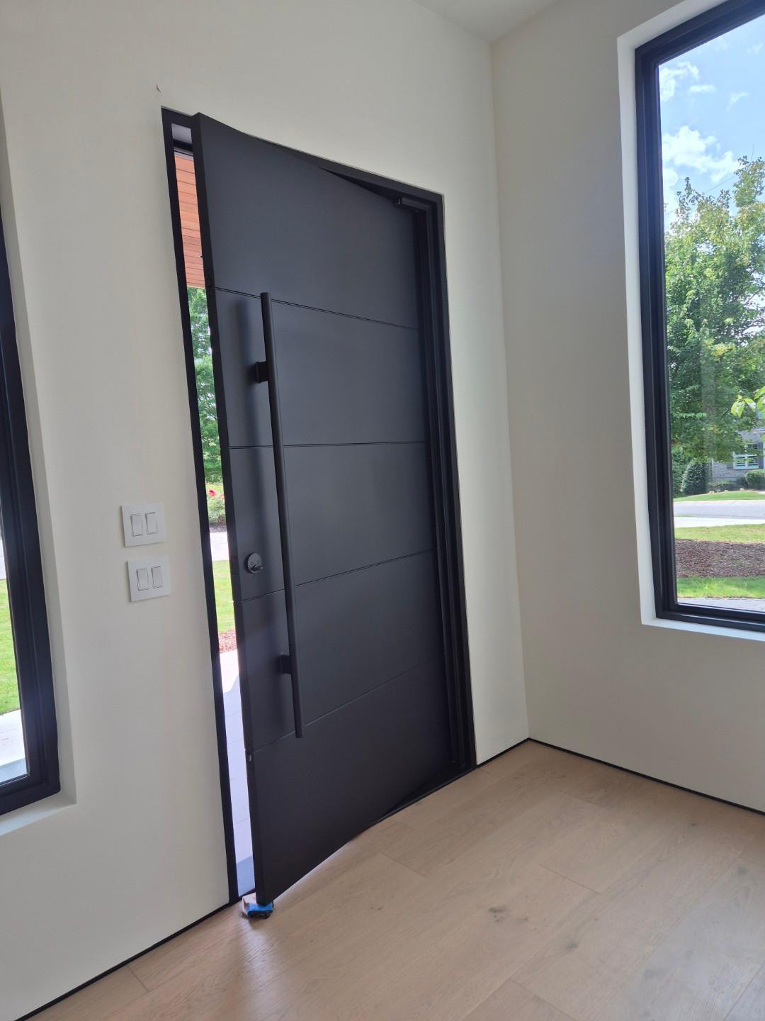 Pivot Interior Entryway