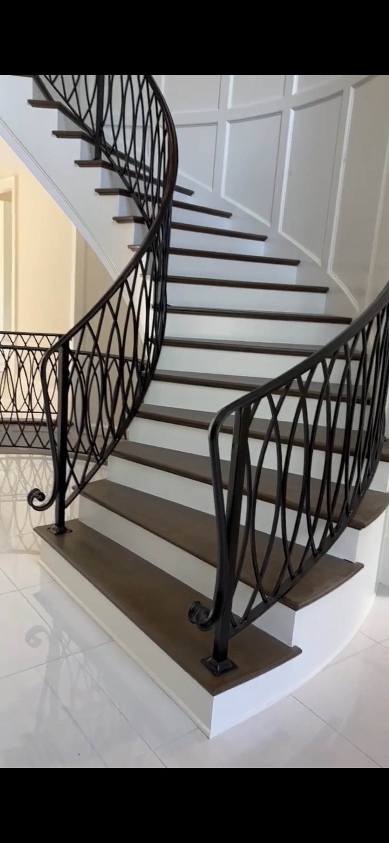 Ornamental Diamond Pattern Railing